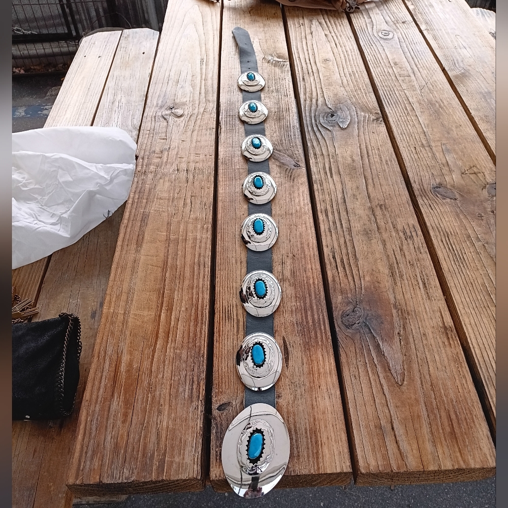 EUC CONCHA TURQUOISE BELT